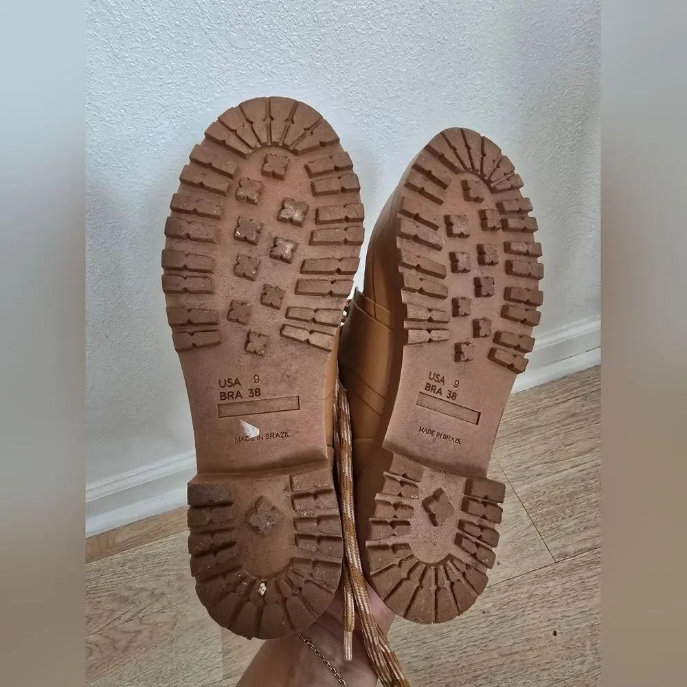 Schutz Rain Rubber Chelsea Boots Size 9 In Tan